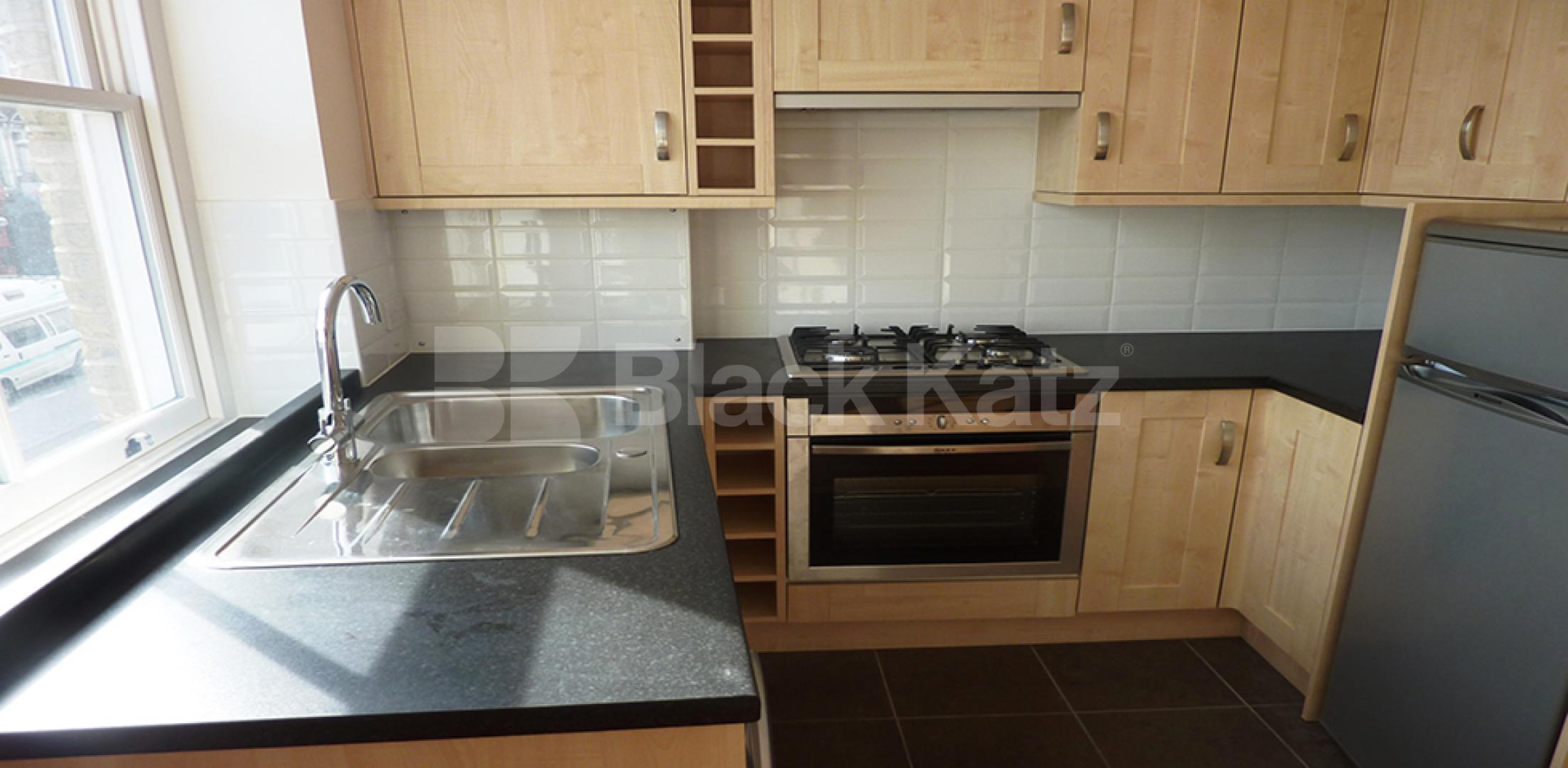 			1 Bedroom, 1 bath, 1 reception Flat			 Camden Road, Camden